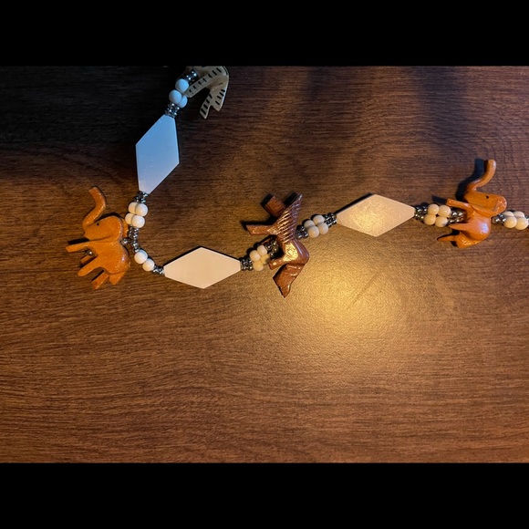 Vintage 80’s “Safari” Animal Necklace - Picture 3 of 5